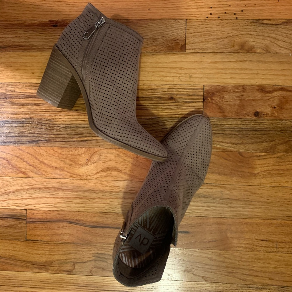 Dolce Vita Booties